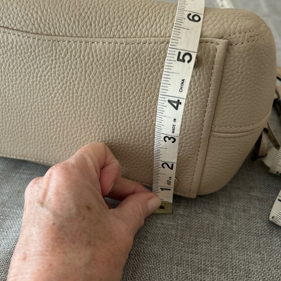 Kate Spade Beige Leather Satchel - Picture 4 of 15